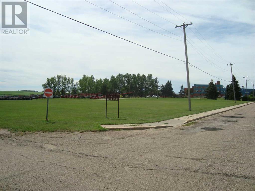 420 Pontmain Road, Trochu, Alberta  T0M 2C0 - Photo 1 - A2238368