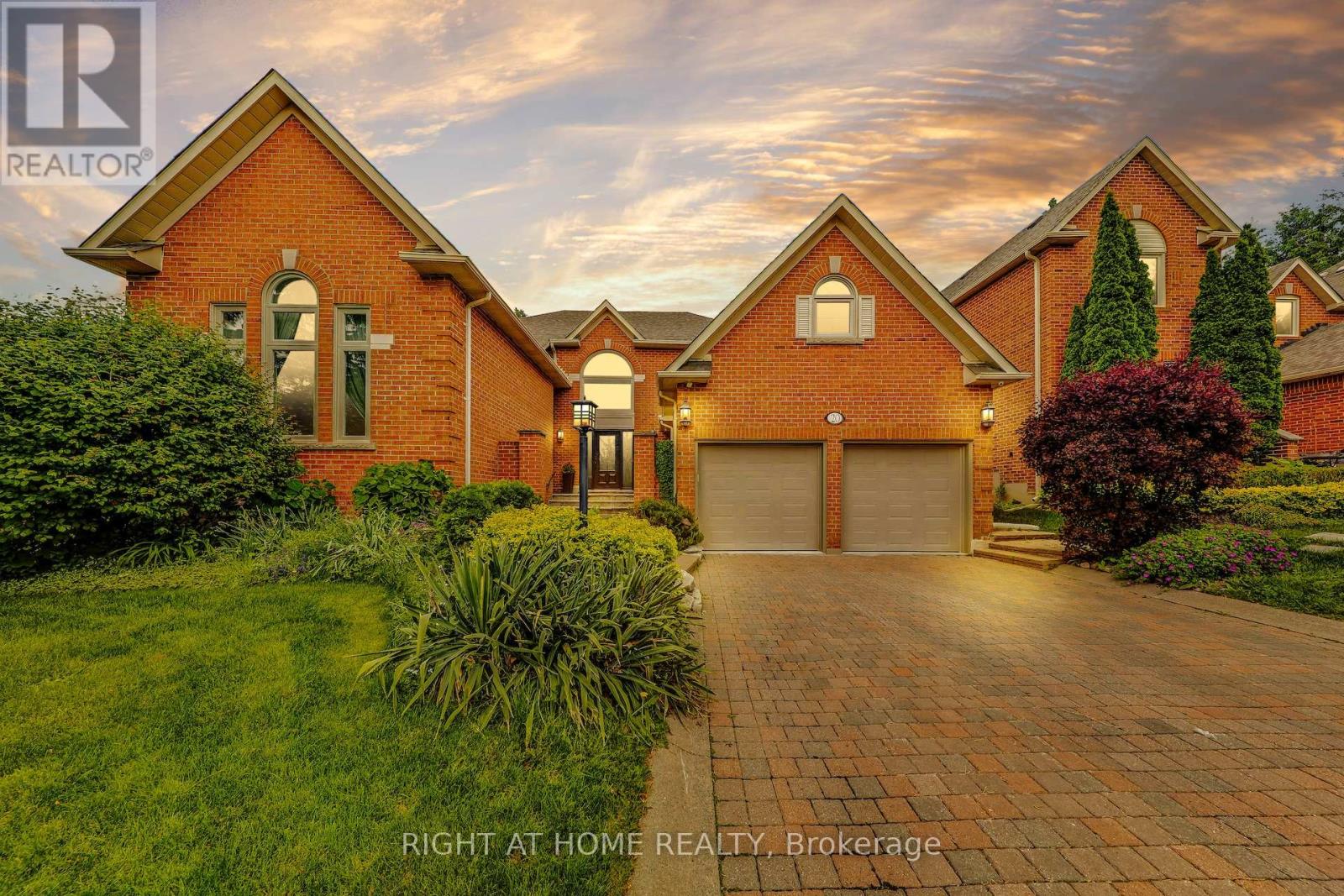 Property at 20 WOBURN DRIVE image 2