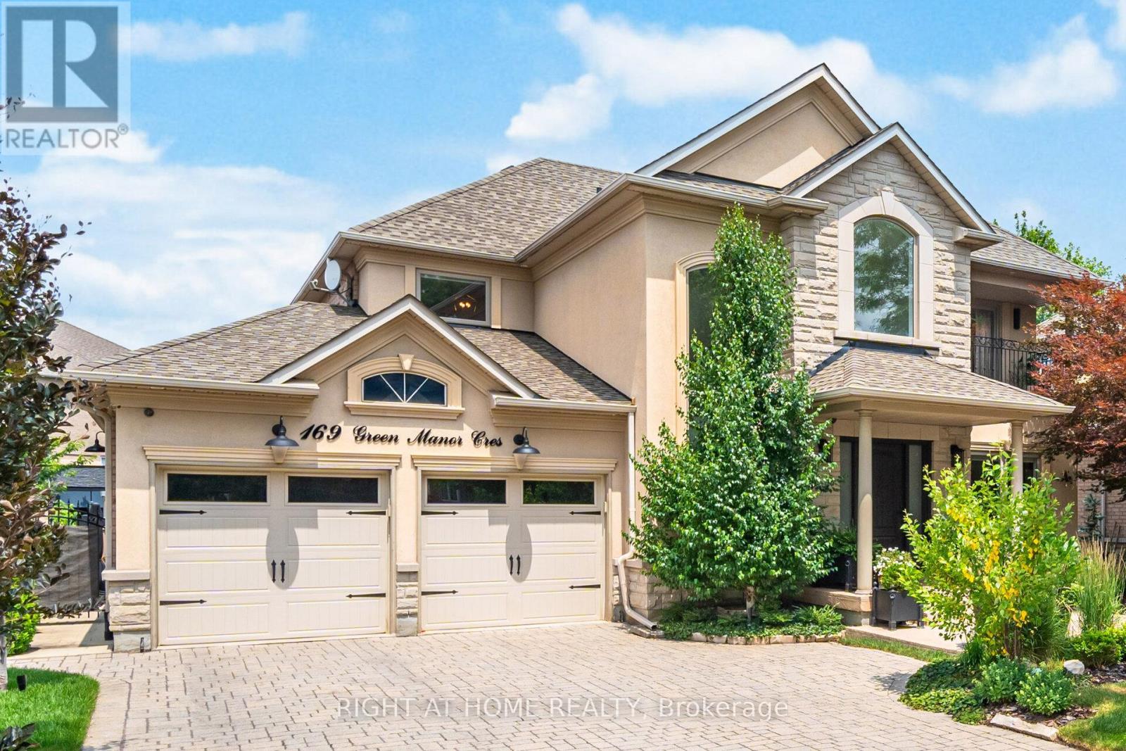 Property at 169 GREEN MANOR CRESCENT image 1