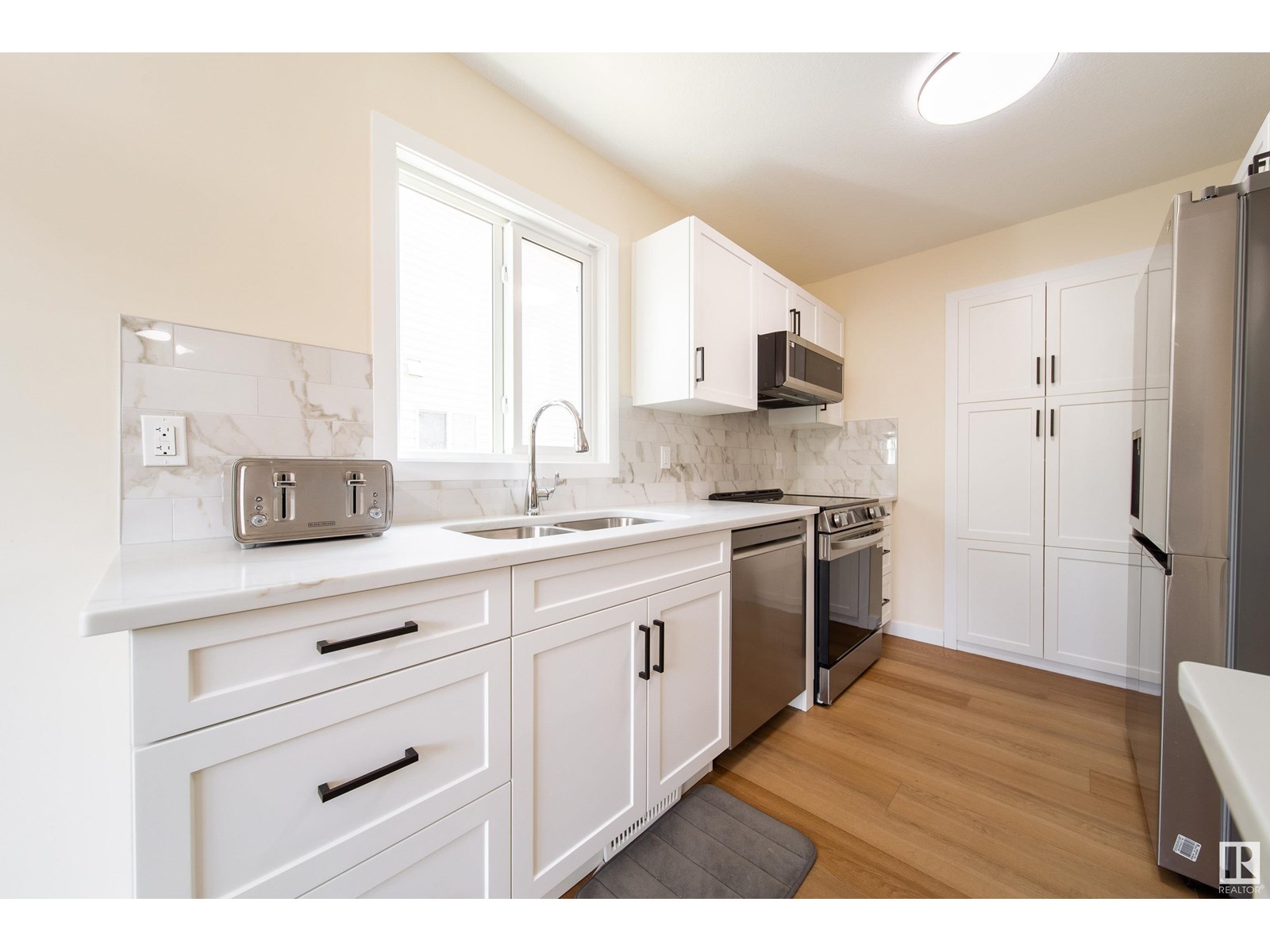 2018 Garnett Wy Nw, Edmonton, Alberta  T5T 6R1 - Photo 15 - E4447516
