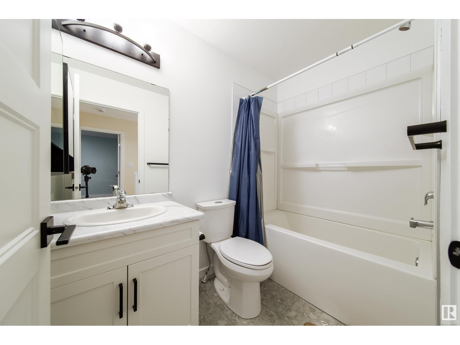 2018 Garnett Wy Nw, Edmonton, Alberta  T5T 6R1 - Photo 20 - E4447516