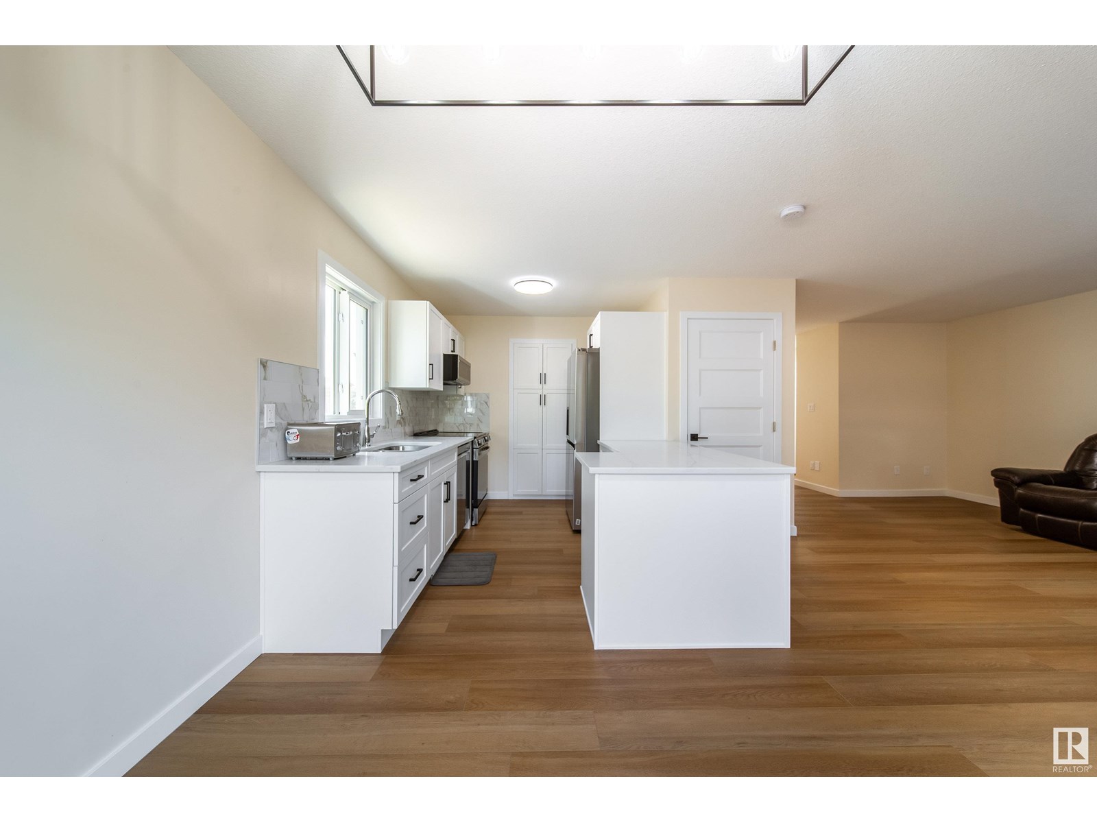 2018 Garnett Wy Nw, Edmonton, Alberta  T5T 6R1 - Photo 13 - E4447516