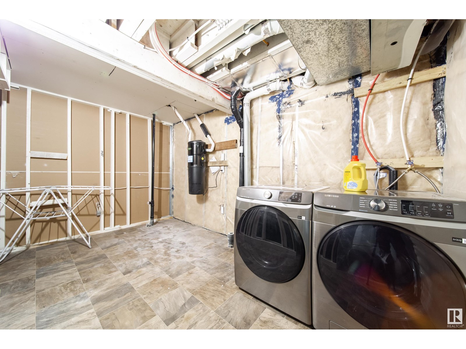 2018 Garnett Wy Nw, Edmonton, Alberta  T5T 6R1 - Photo 34 - E4447516