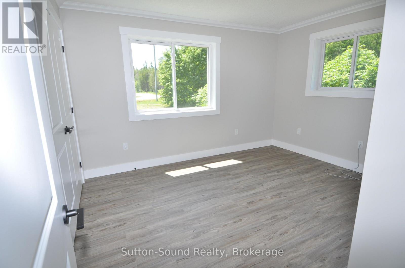 1 Williamson Place, South Bruce Peninsula, Ontario  N0H 2T0 - Photo 18 - X12252721