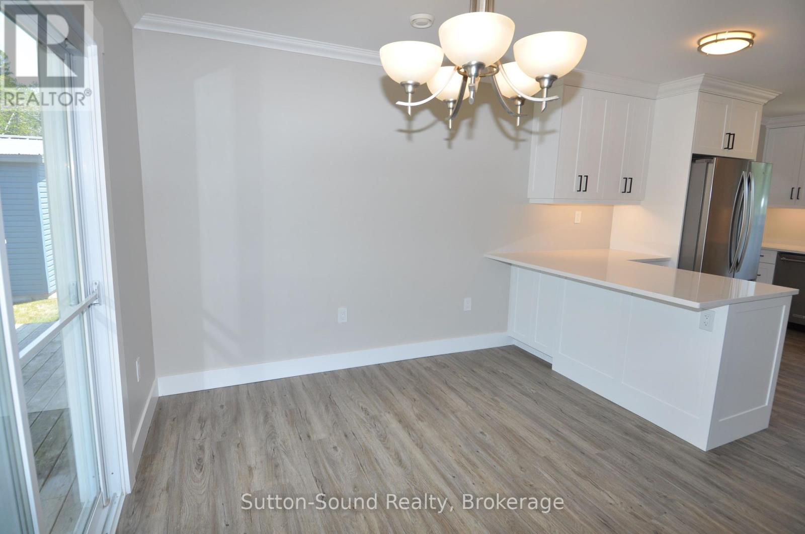 1 Williamson Place, South Bruce Peninsula, Ontario  N0H 2T0 - Photo 8 - X12252721