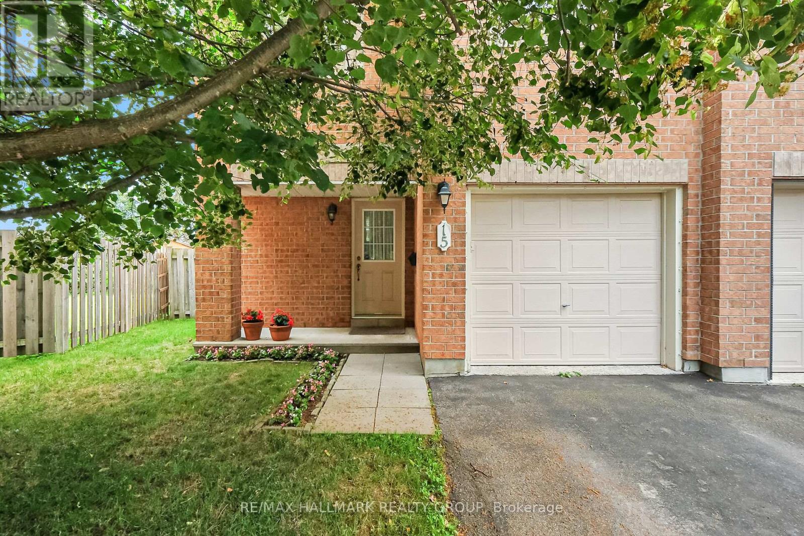 Property at 15 MCPEAKE PLACE image 2