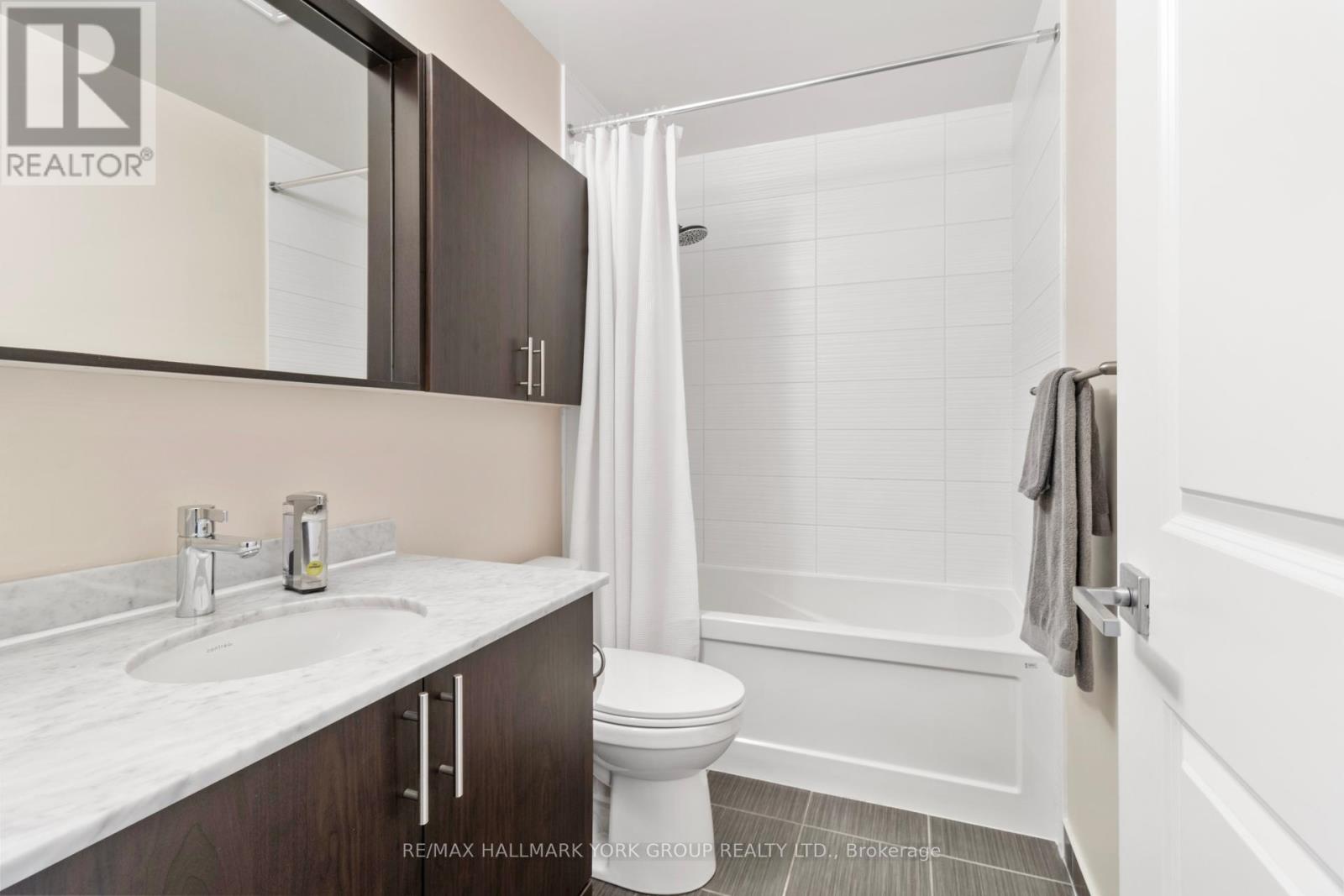 602 - 85 North Park Road, Vaughan, Ontario  L4J 0H9 - Photo 20 - N12281929