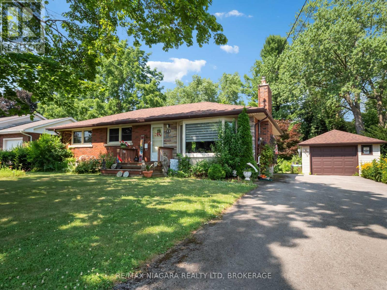 Property at 22 LORIMER STREET image 1