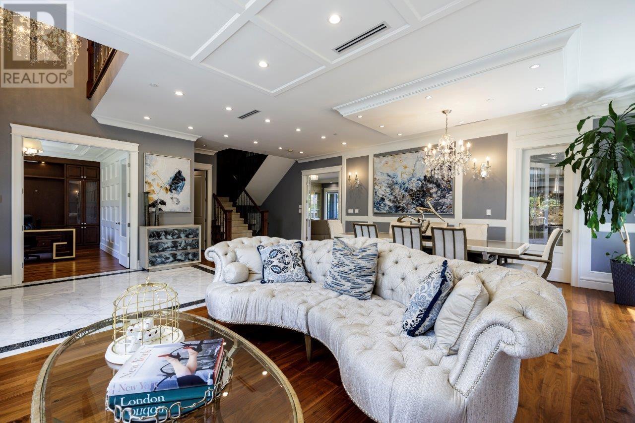 Property at 2351 W 34TH AVENUE image 3