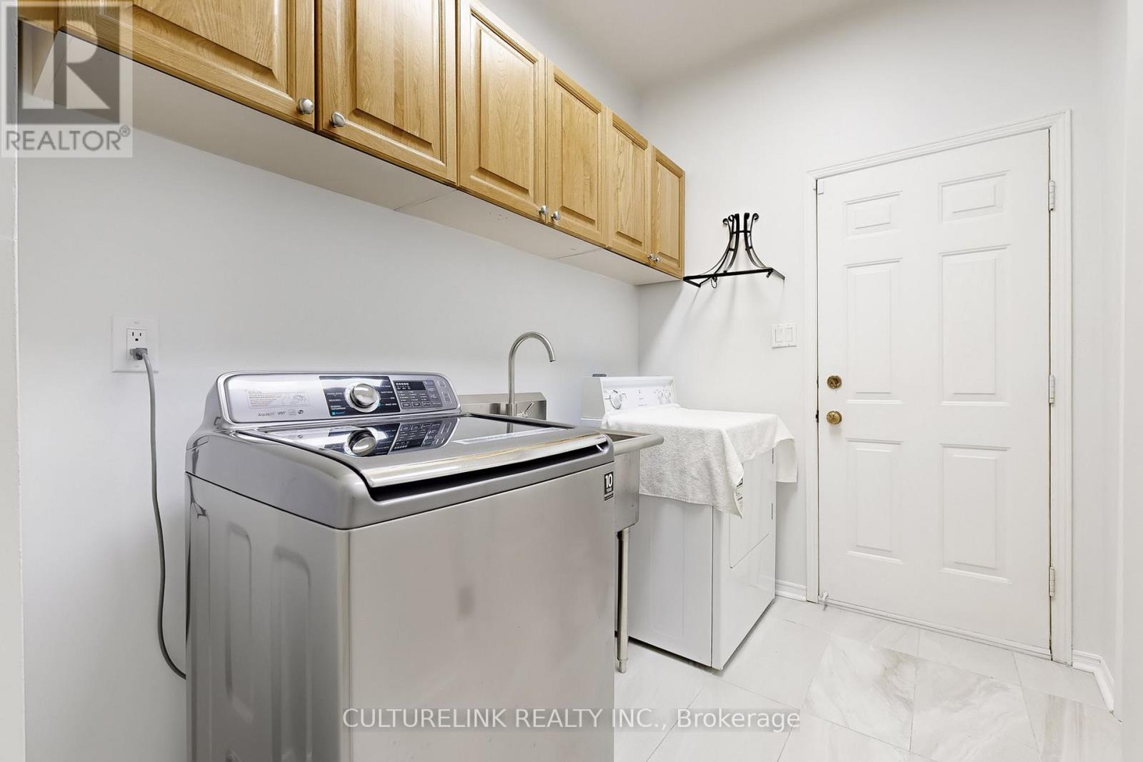 94 Coledale Road, Markham, Ontario  L3R 7V9 - Photo 18 - N12281960