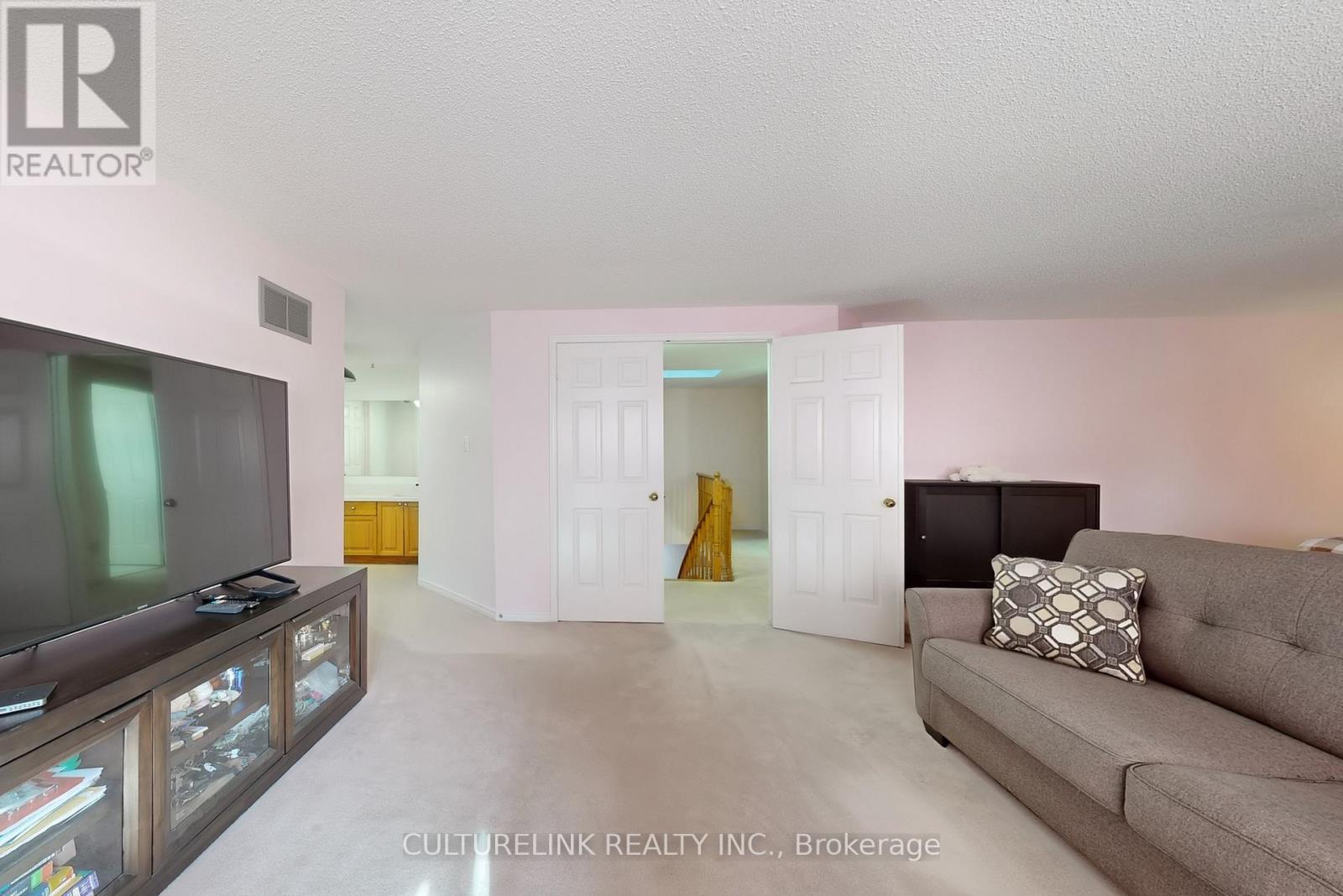 94 Coledale Road, Markham, Ontario  L3R 7V9 - Photo 24 - N12281960