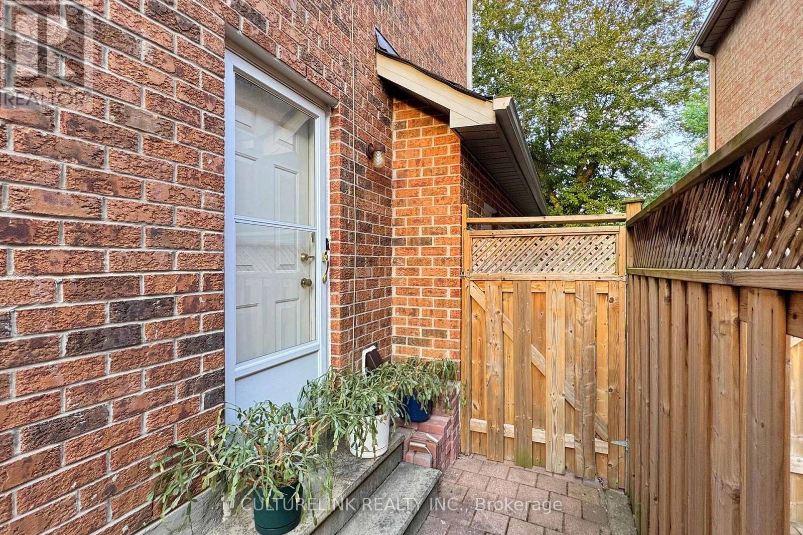 94 Coledale Road, Markham, Ontario  L3R 7V9 - Photo 46 - N12281960