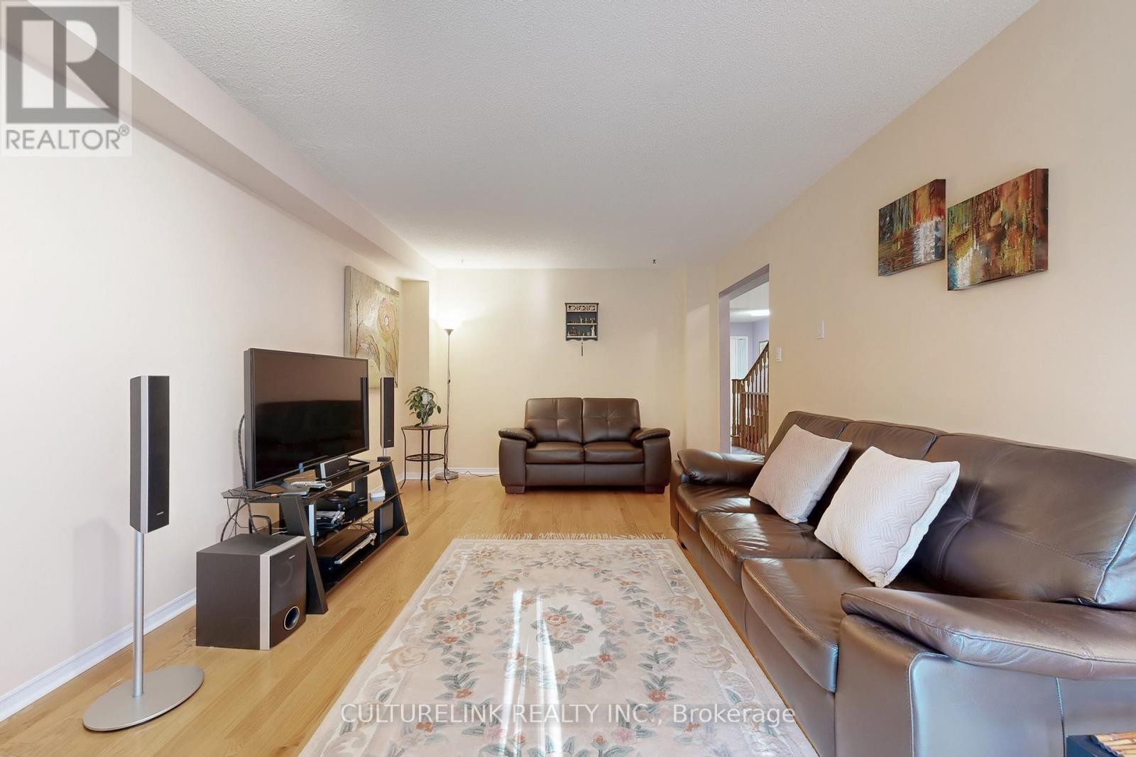 94 Coledale Road, Markham, Ontario  L3R 7V9 - Photo 8 - N12281960