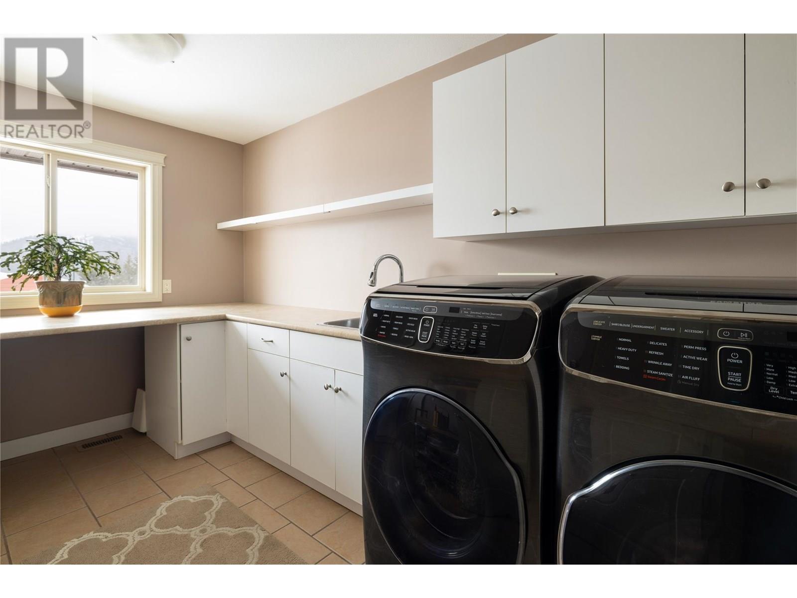 5380 Learmouth Road, Coldstream, British Columbia  V1B 3E8 - Photo 43 - 10333550