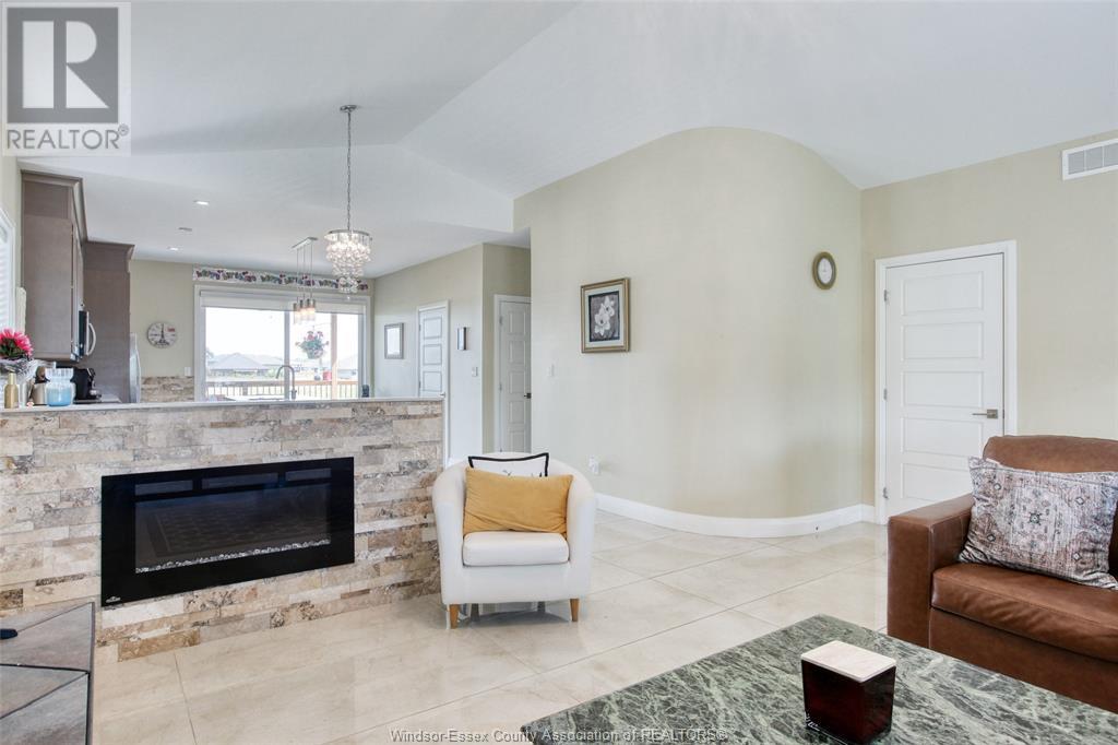 Property at 390 Welsh AVENUE image 5