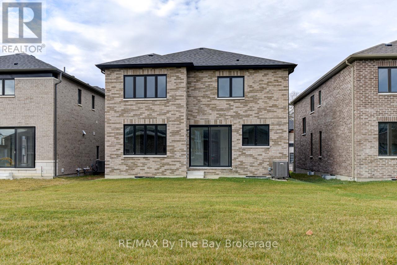 169 Rosanne Circle, Wasaga Beach, Ontario  L9Z 0N1 - Photo 42 - S12281970
