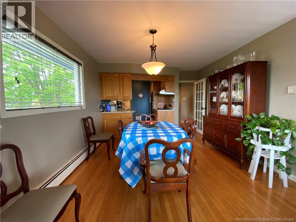Property at 154 Lakeside Drive image 2
