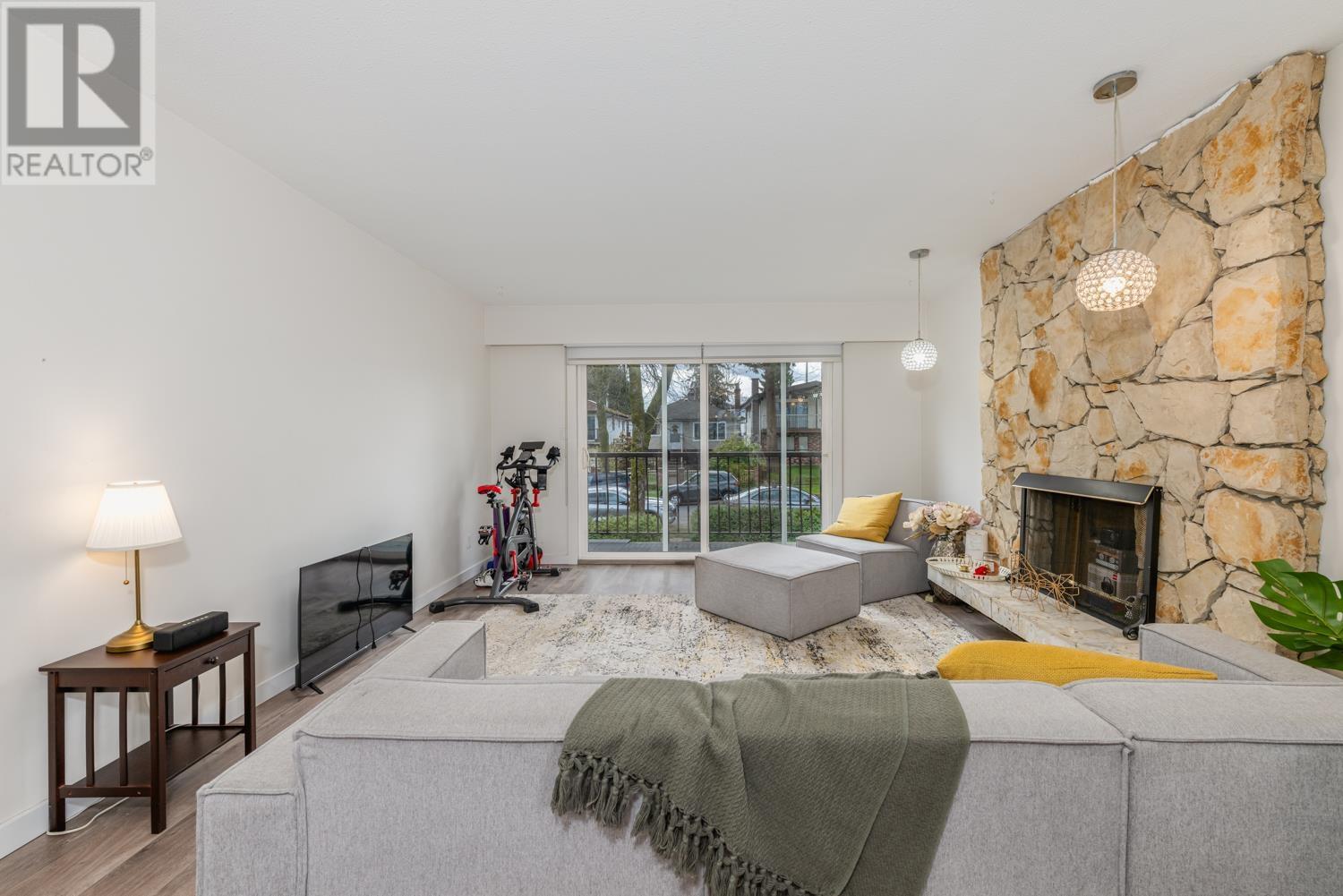 Property at 3661 E 27TH AVENUE image 3