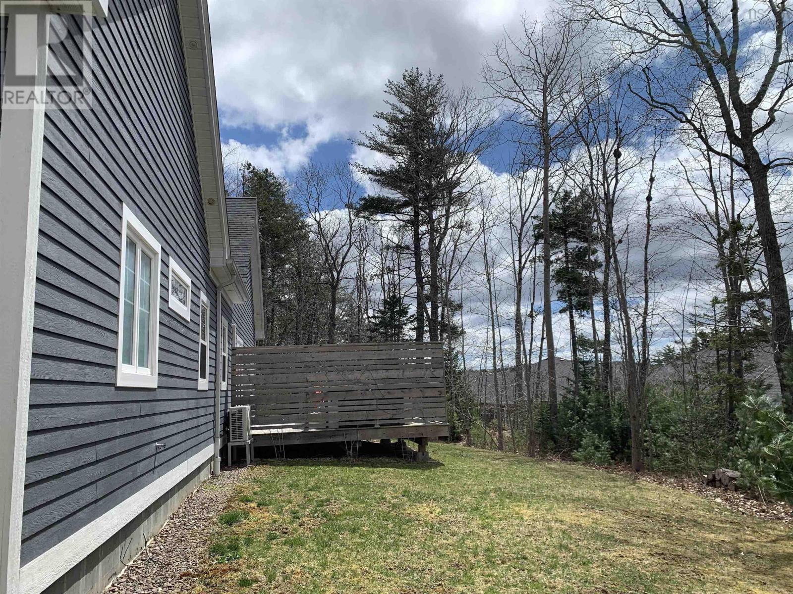 78 Ridgecrest Drive, Bridgewater, Nova Scotia  B4V 3V8 - Photo 4 - 202508347