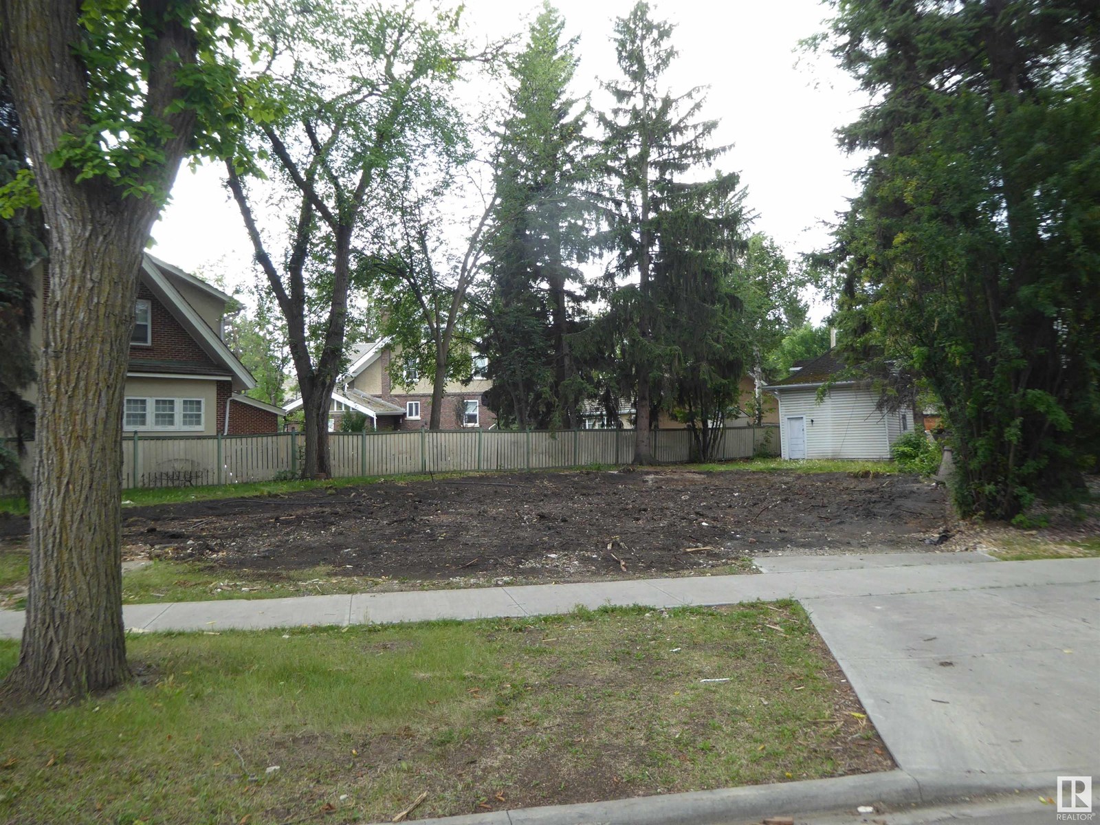 Property at 10220 CONNAUGHT DR NW image 1