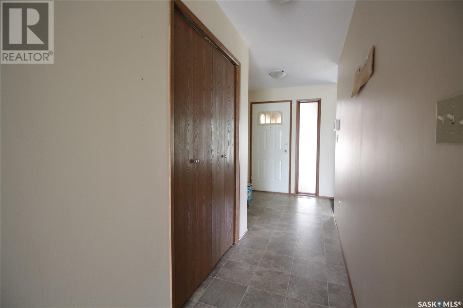 Property at 221 4th AVENUE image 2