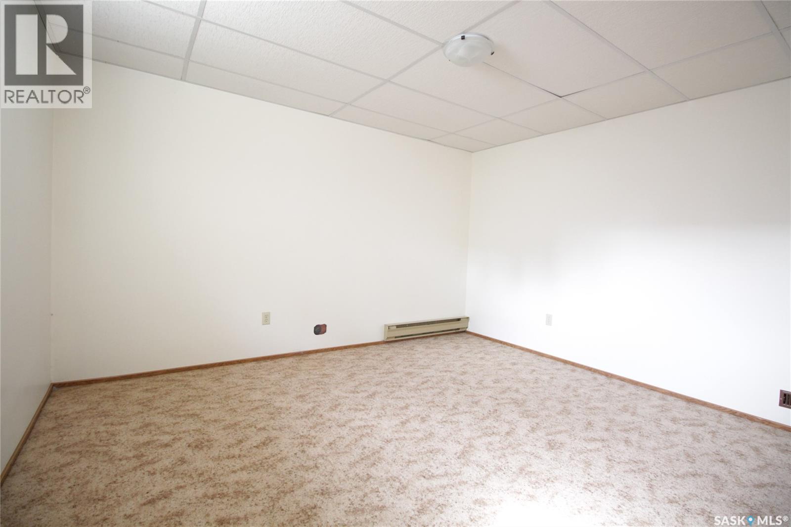 221 4th Avenue, Whitewood, Saskatchewan  S0G 5C0 - Photo 20 - SK012497