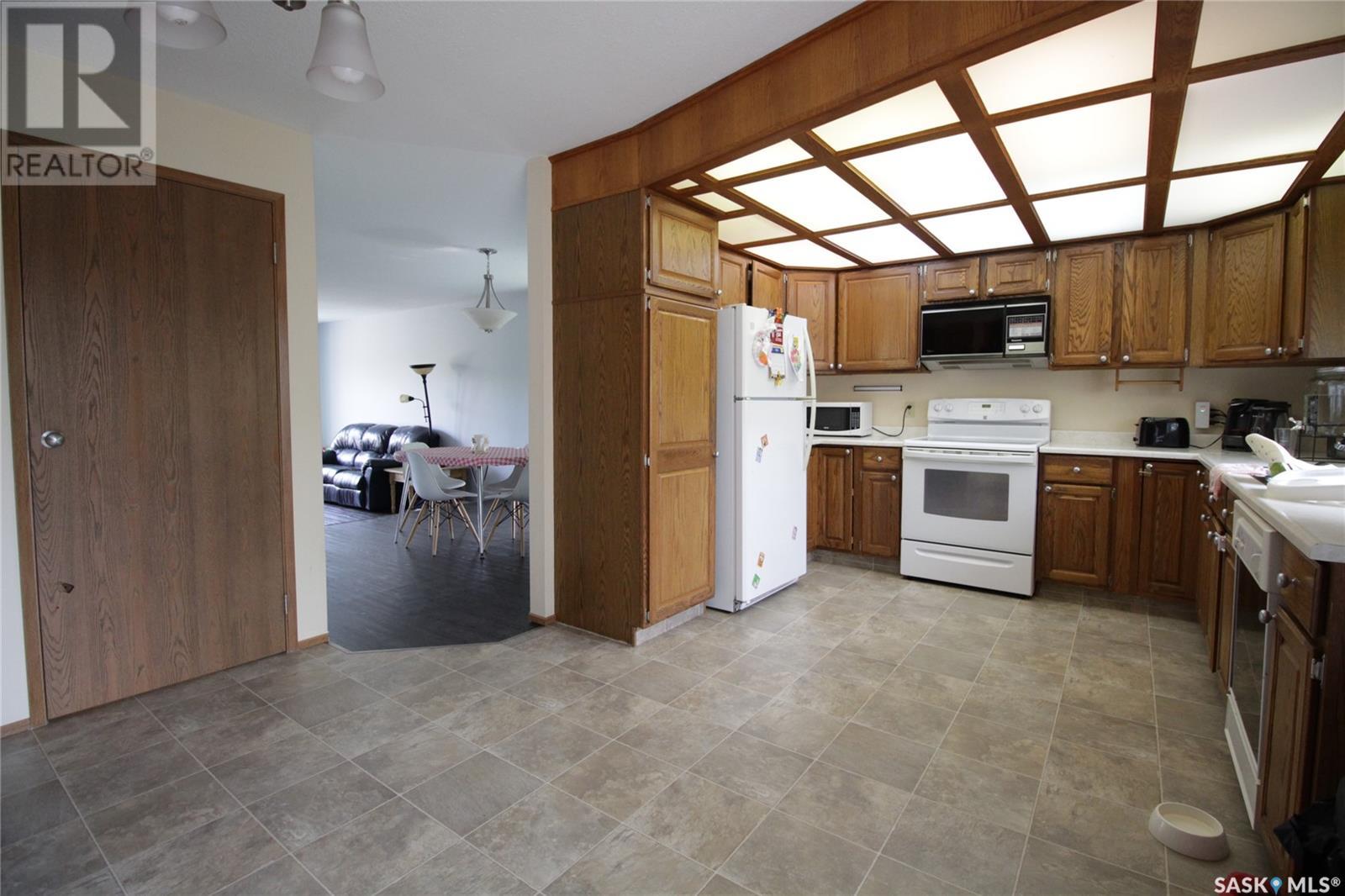 Property at 221 4th AVENUE image 5