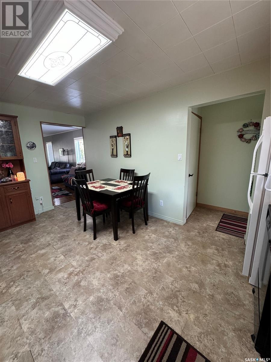 710 Prince Street, Hudson Bay, Saskatchewan  S0E 0Y0 - Photo 12 - SK984244