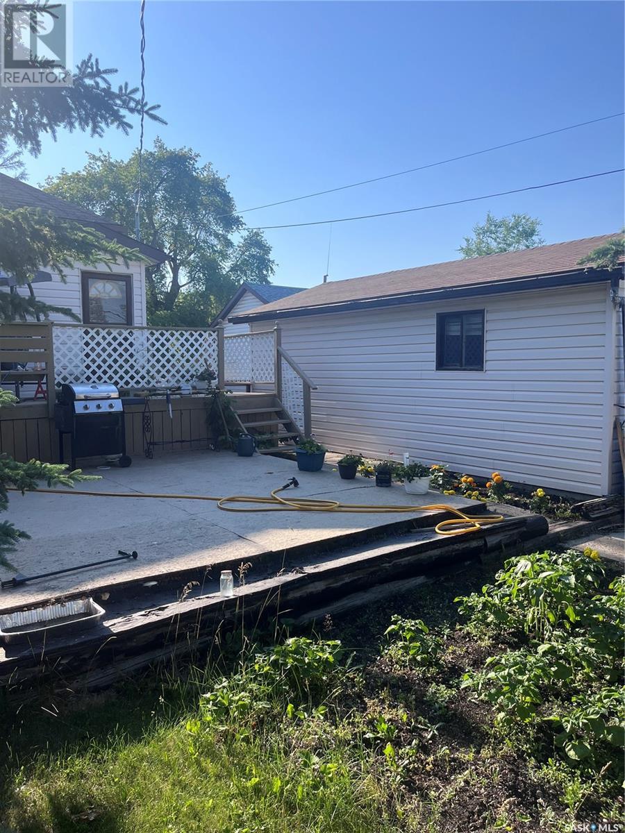 710 Prince Street, Hudson Bay, Saskatchewan  S0E 0Y0 - Photo 33 - SK984244