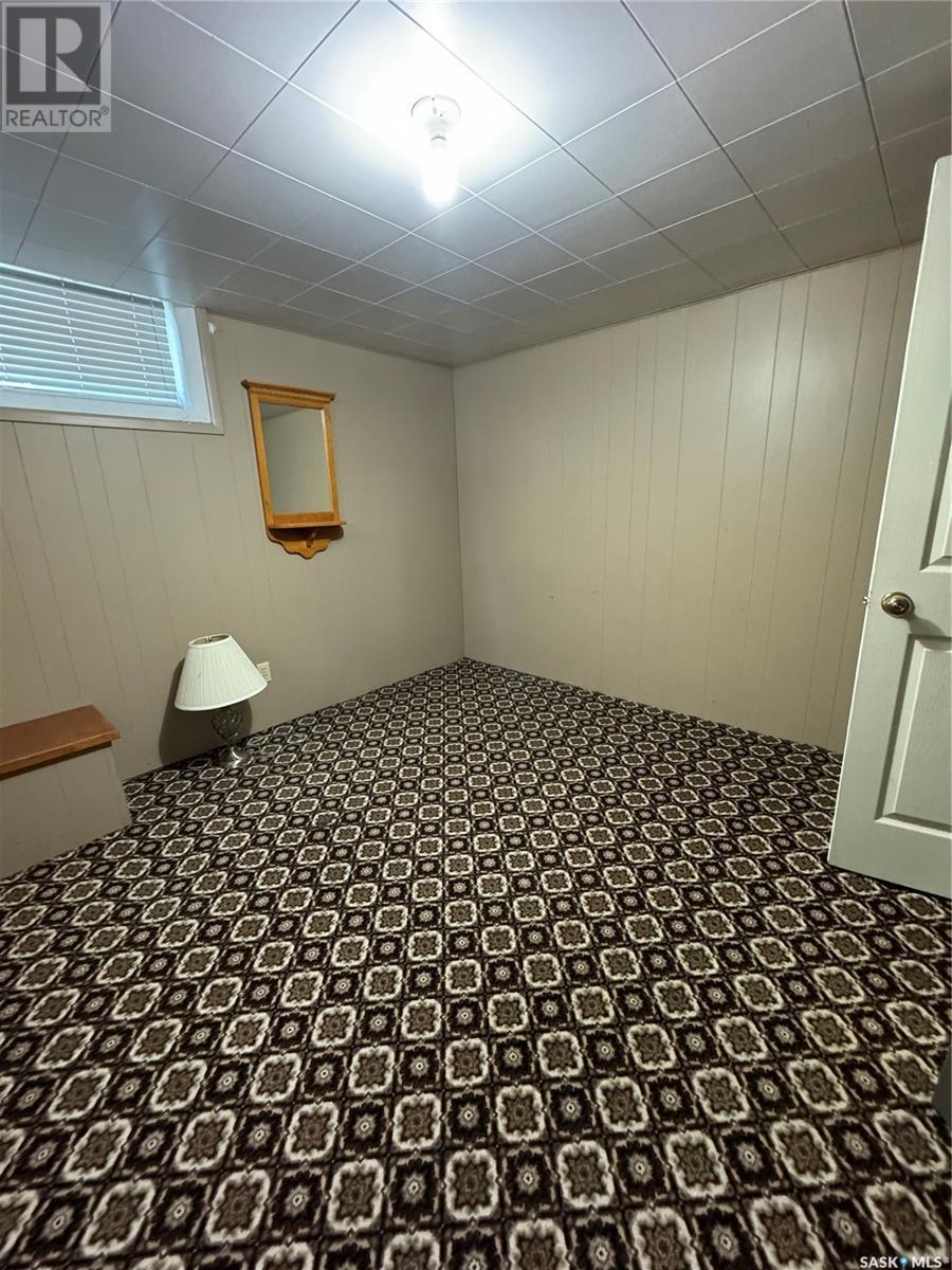 710 Prince Street, Hudson Bay, Saskatchewan  S0E 0Y0 - Photo 27 - SK984244