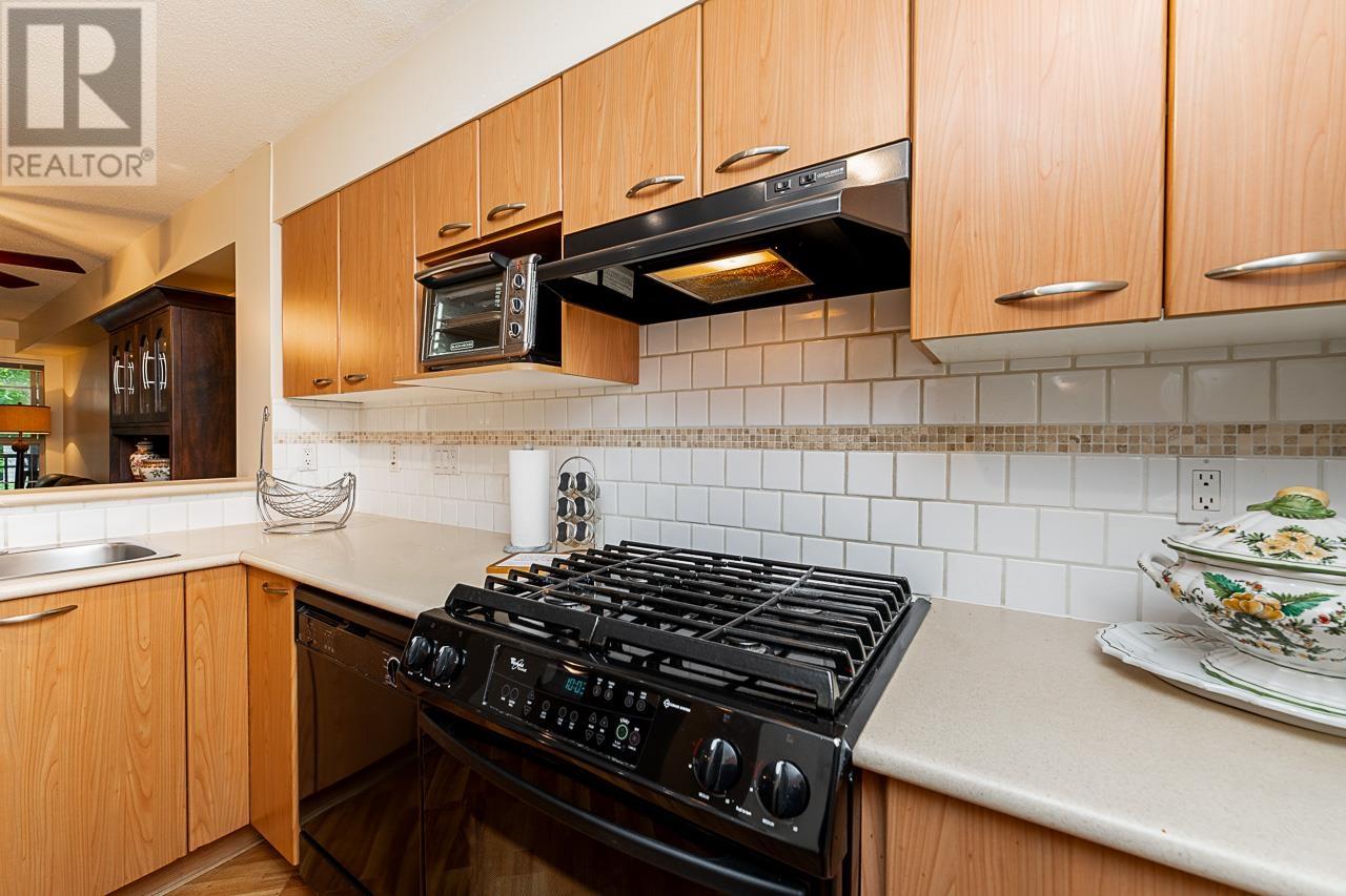 206 2958 Silver Springs Boulevard, Coquitlam, British Columbia  V3E 3R9 - Photo 10 - R3026265