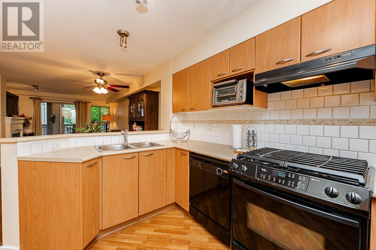 206 2958 Silver Springs Boulevard, Coquitlam, British Columbia  V3E 3R9 - Photo 9 - R3026265