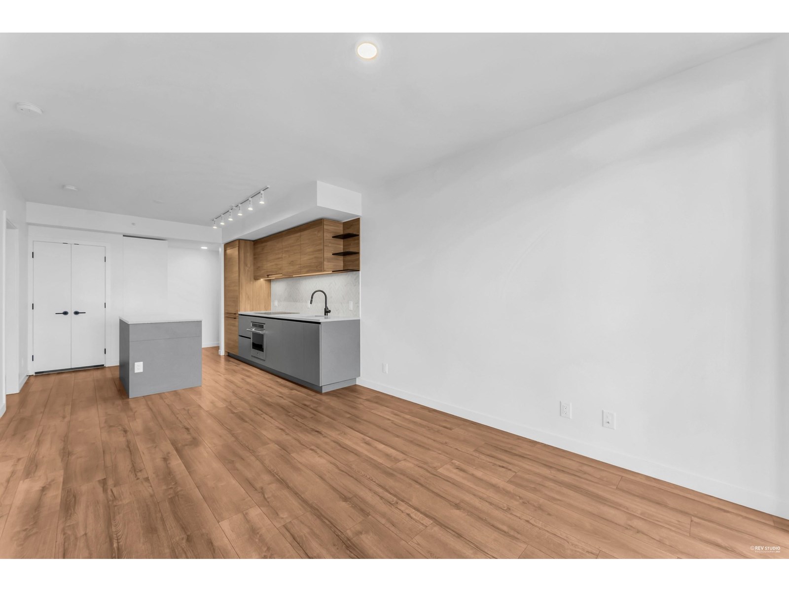 1712 10448 University Drive, Surrey, British Columbia  V3T 0S7 - Photo 17 - R3025713