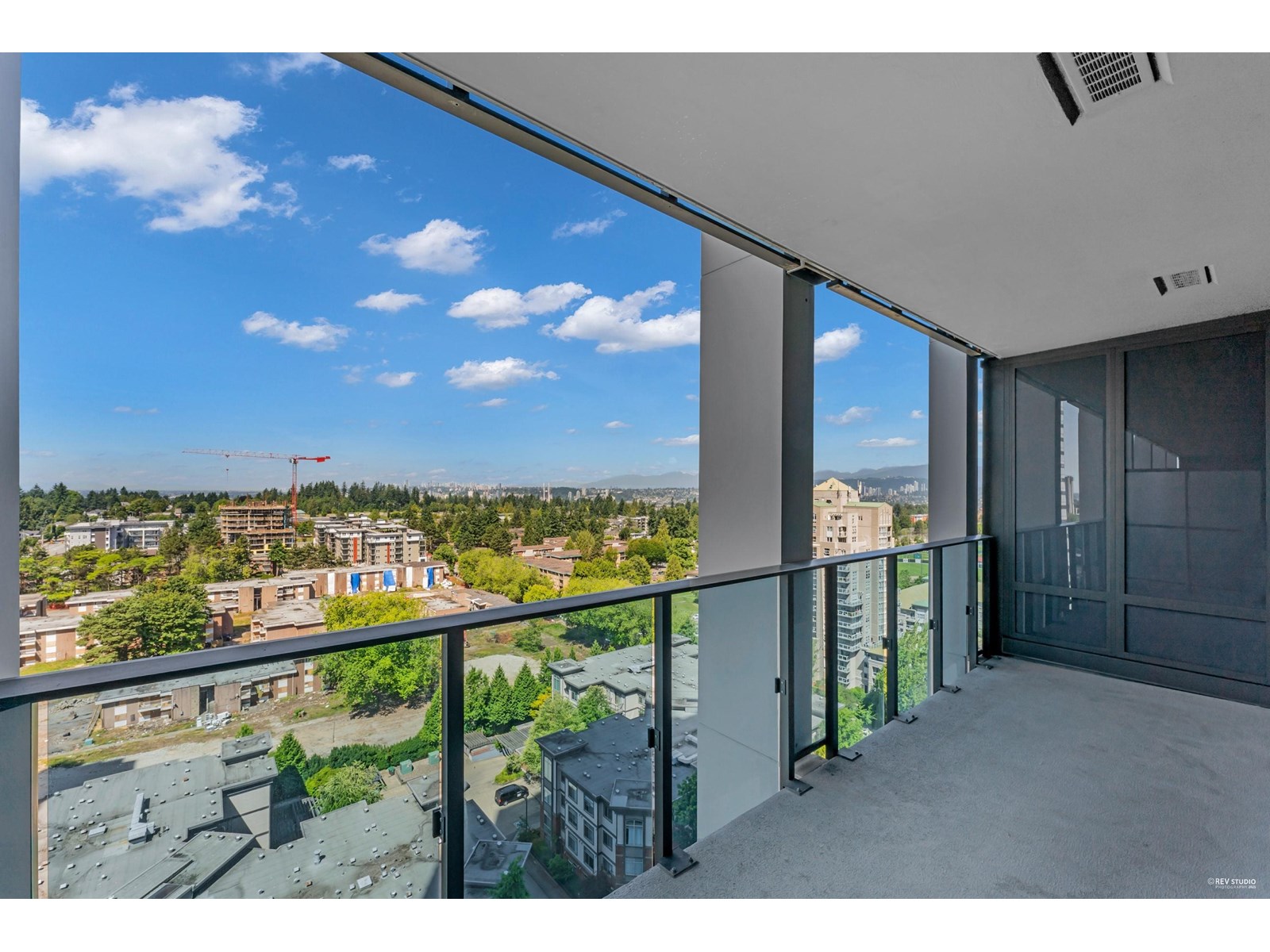 1712 10448 University Drive, Surrey, British Columbia  V3T 0S7 - Photo 10 - R3025713