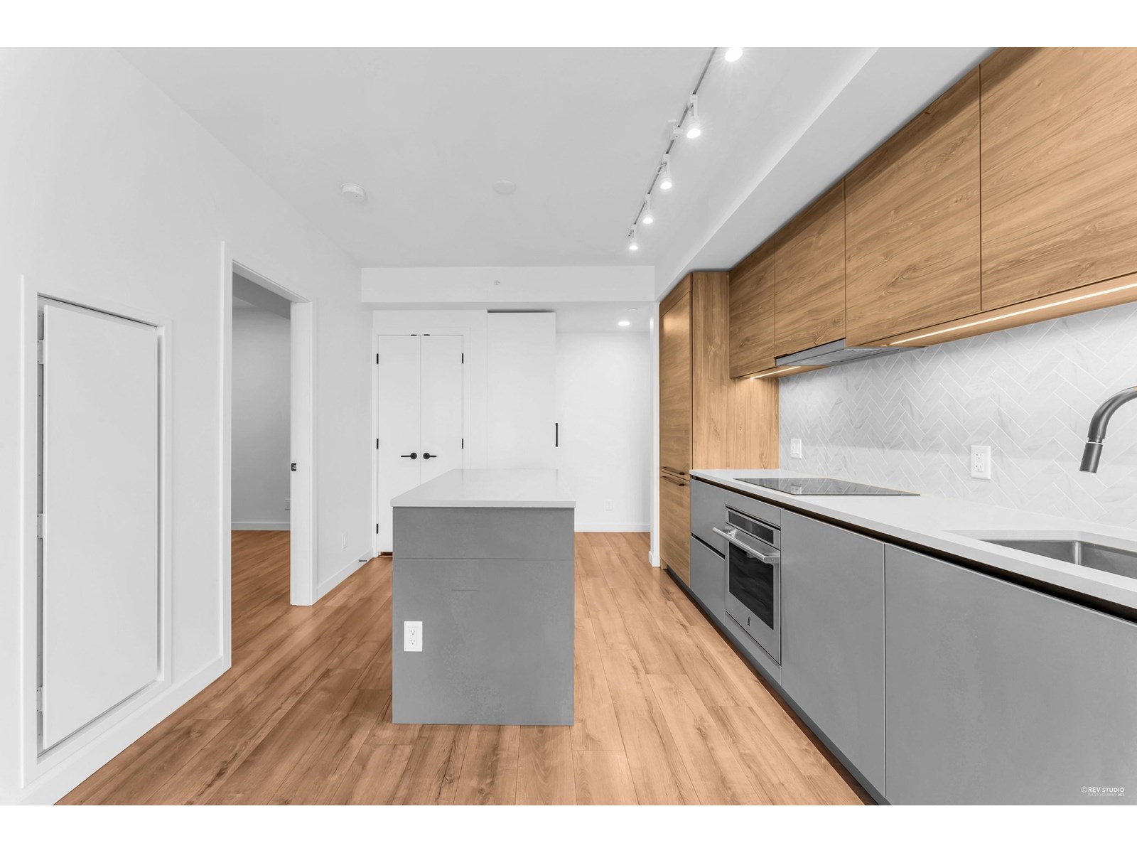 1712 10448 University Drive, Surrey, British Columbia  V3T 0S7 - Photo 15 - R3025713