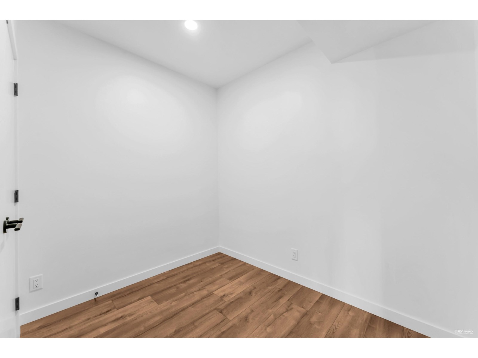 1712 10448 University Drive, Surrey, British Columbia  V3T 0S7 - Photo 13 - R3025713