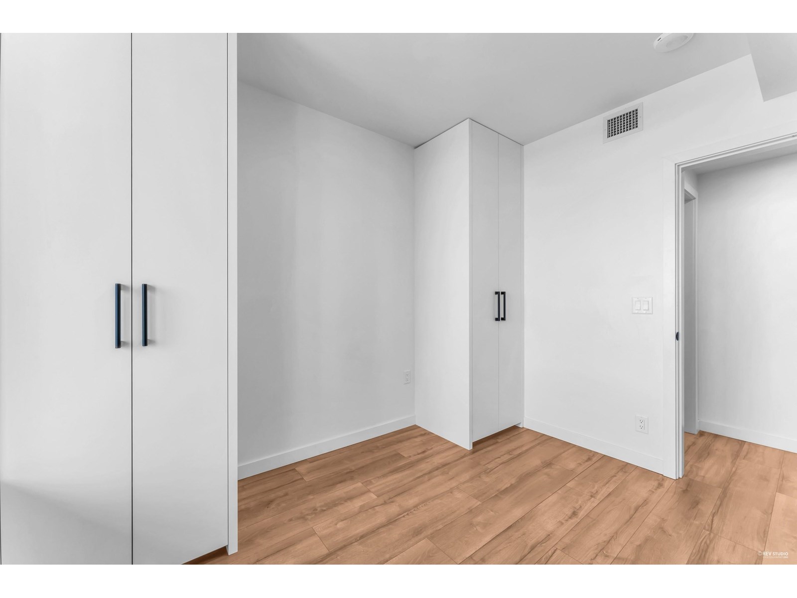 1712 10448 University Drive, Surrey, British Columbia  V3T 0S7 - Photo 8 - R3025713