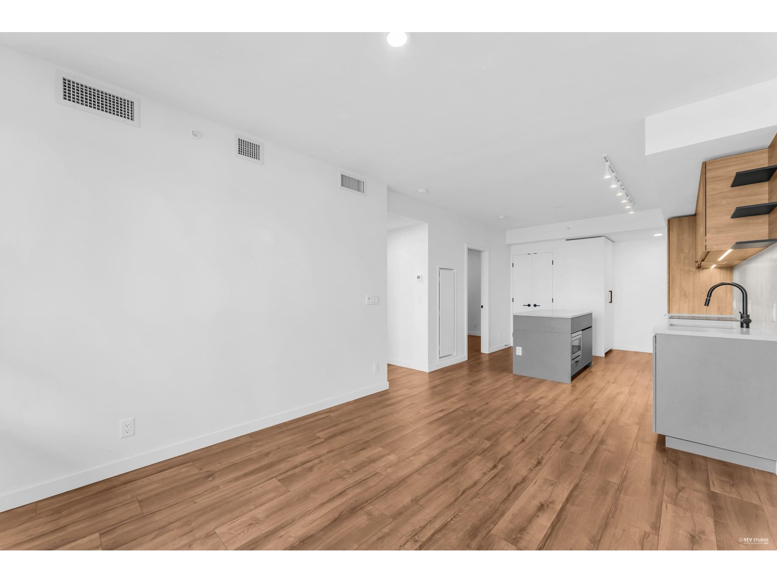 1712 10448 University Drive, Surrey, British Columbia  V3T 0S7 - Photo 19 - R3025713