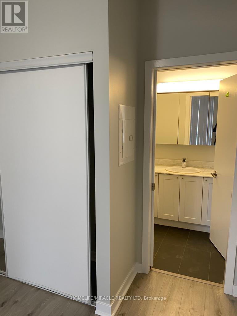 3308 - 4065 Brickstone Mews, Mississauga, Ontario  L5B 0G3 - Photo 9 - W12282043