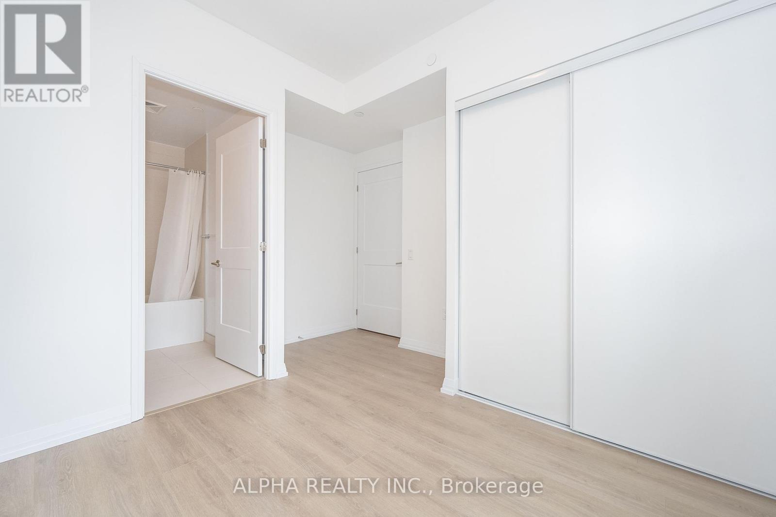 2017 - 50 Dunfield Ave Avenue, Toronto, Ontario  M4S 0E4 - Photo 16 - C12282048