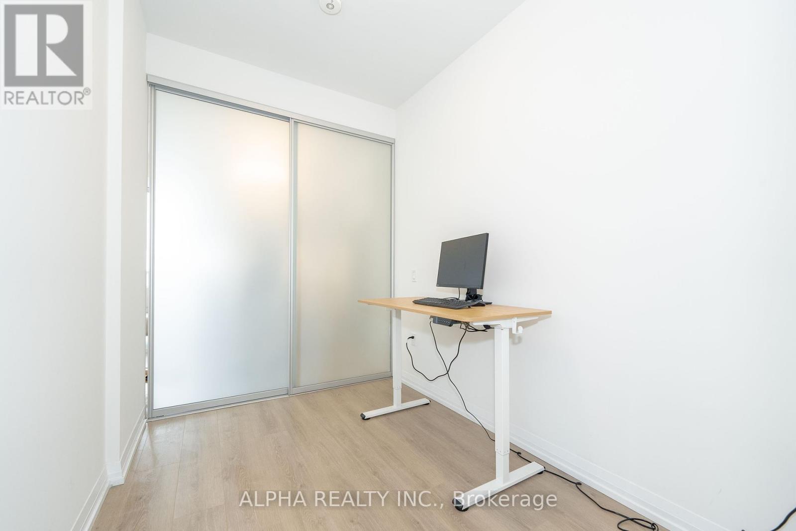 2017 - 50 Dunfield Ave Avenue, Toronto, Ontario  M4S 0E4 - Photo 17 - C12282048