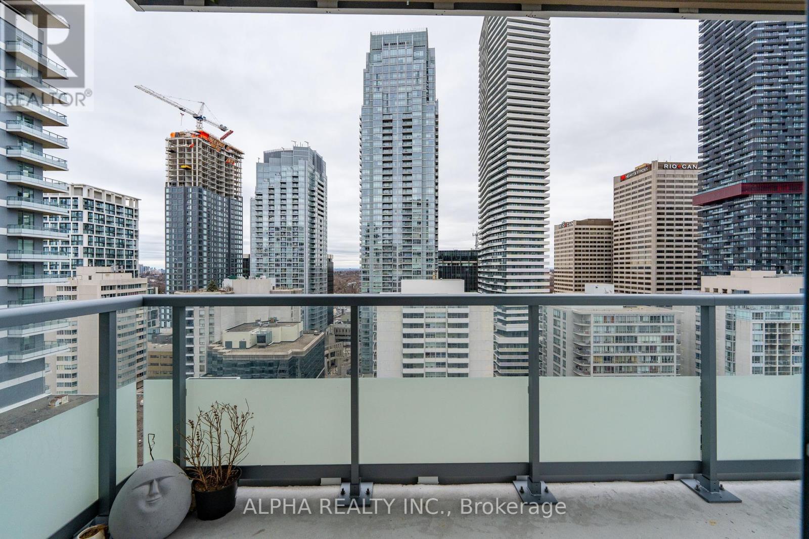 2017 - 50 Dunfield Ave Avenue, Toronto, Ontario  M4S 0E4 - Photo 21 - C12282048