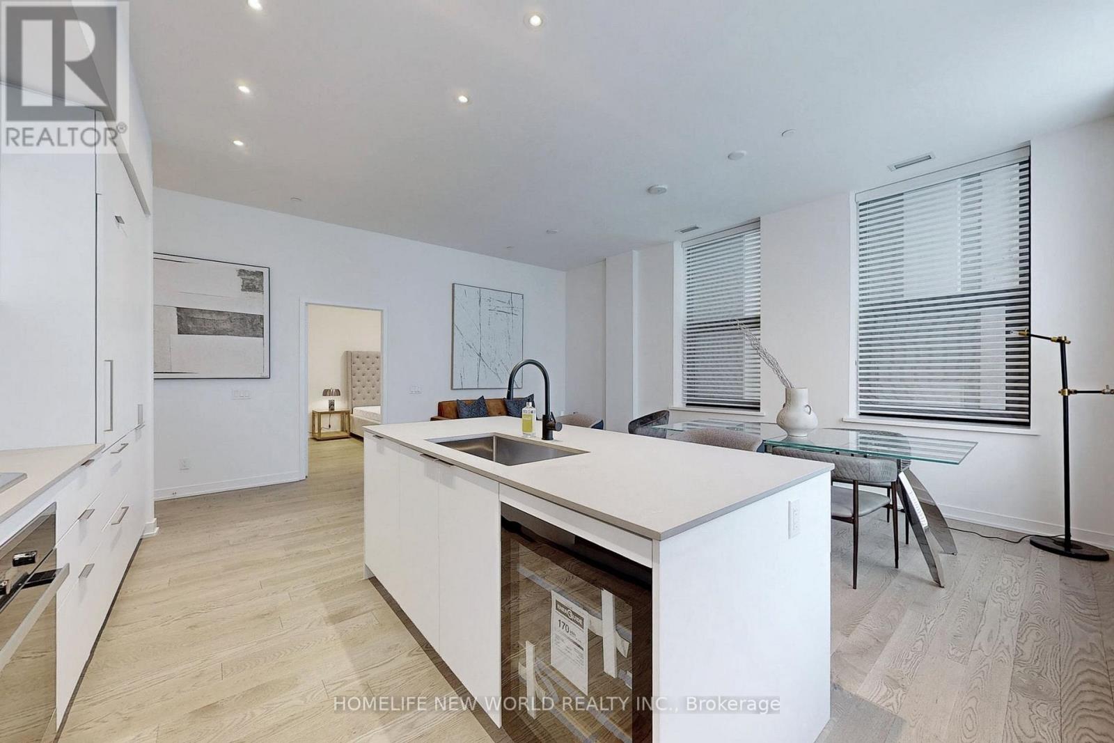 201 - 22 Lombard Street, Toronto, Ontario  M5A 0V3 - Photo 7 - C12282061