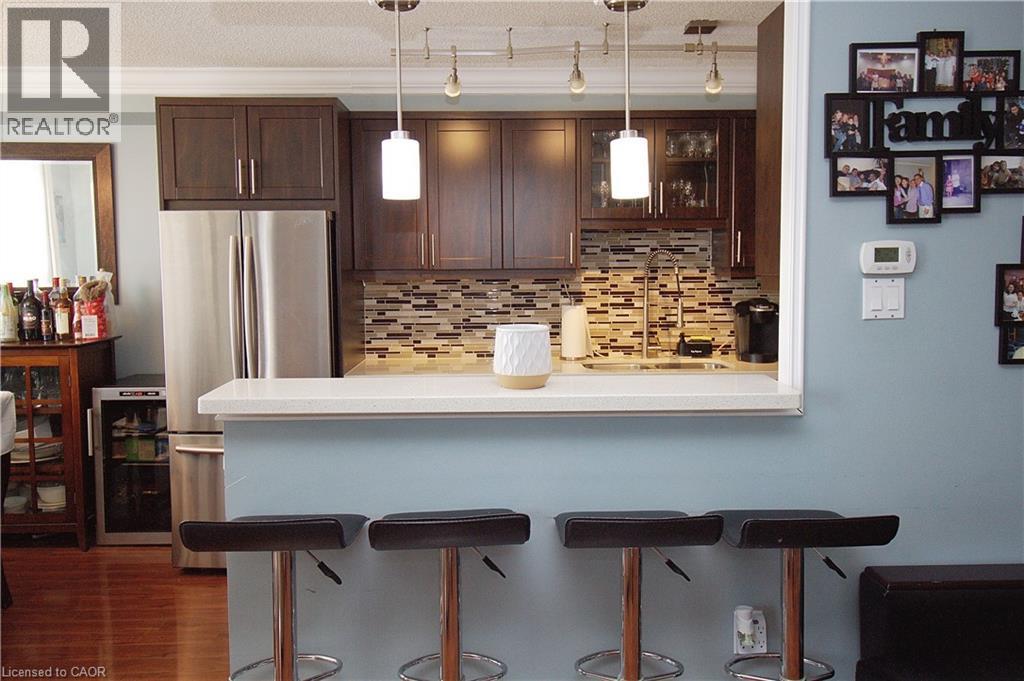90 Ling Road Unit# 904, Scarborough, Ontario  M1E 4Y3 - Photo 11 - 40750786