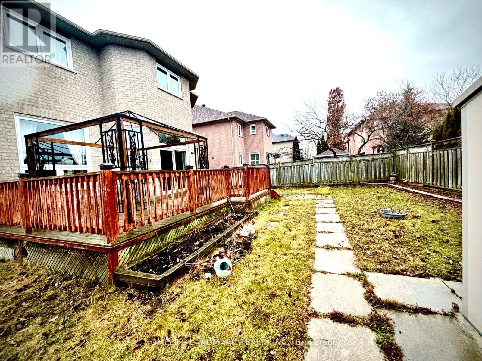 79 Boxwood Crescent, Markham, Ontario  L3S 3V1 - Photo 16 - N12282069