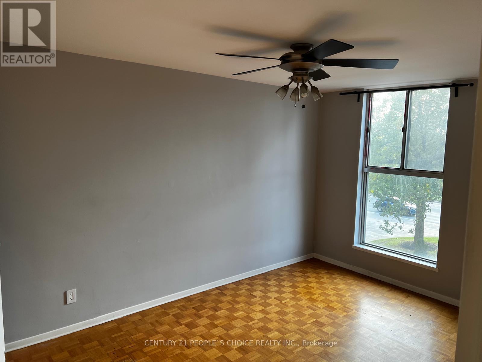 309 - 2835 Islington Avenue, Toronto, Ontario  M9L 2K2 - Photo 4 - W12282077