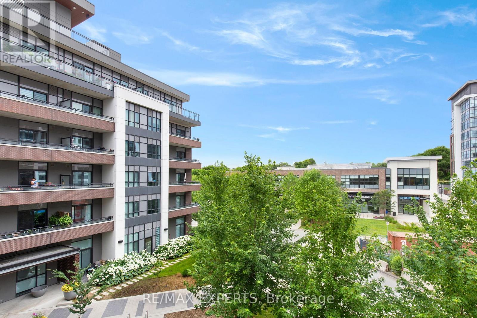 304 - 1 Neighbourhood Lane, Toronto (Stonegate-Queensway), Ontario  M8Y 0C2 - Photo 15 - W12282102