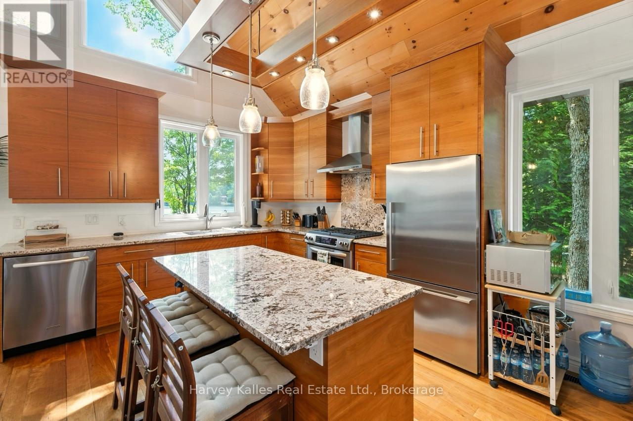 1082 Mortimers Point Road, Muskoka Lakes, Ontario  P0B 1J0 - Photo 17 - X12282198