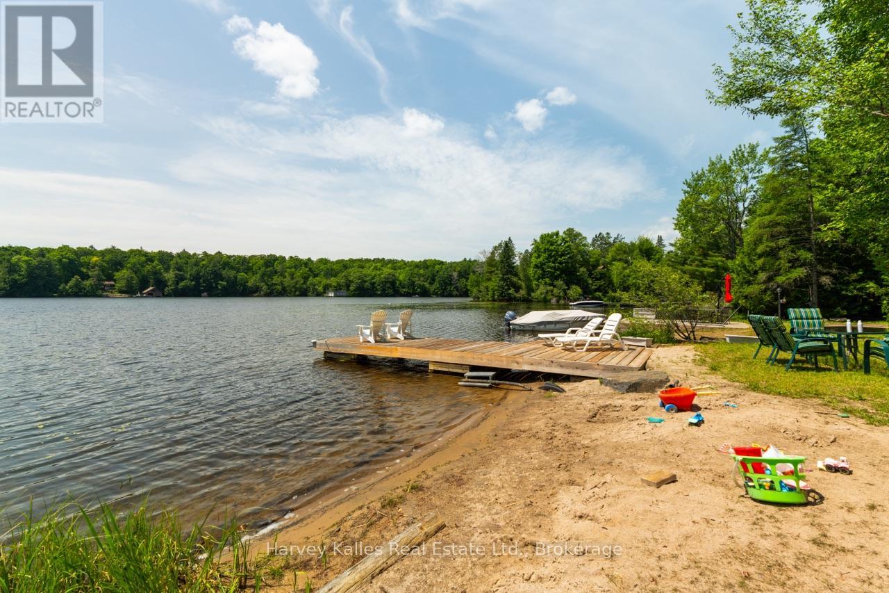 1082 Mortimers Point Road, Muskoka Lakes, Ontario  P0B 1J0 - Photo 3 - X12282198