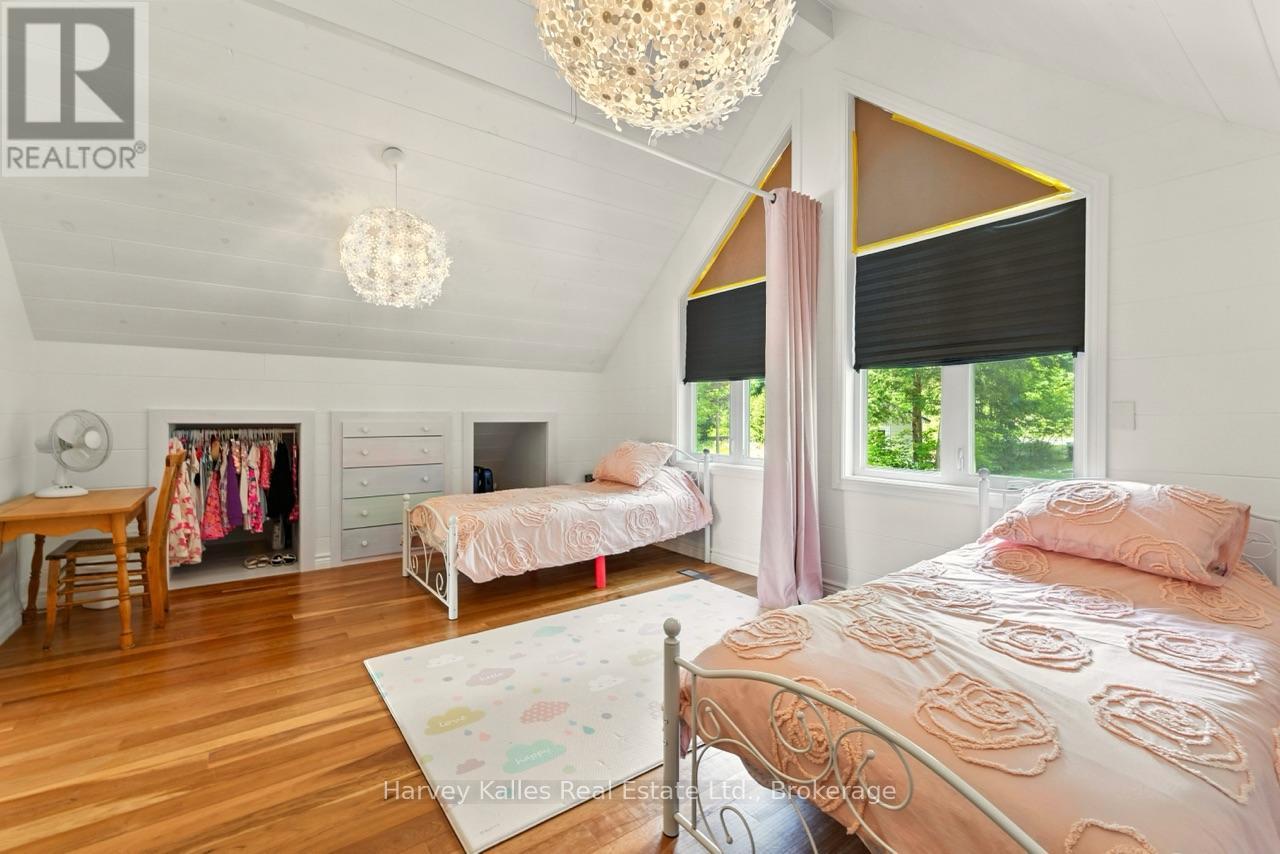 1082 Mortimers Point Road, Muskoka Lakes, Ontario  P0B 1J0 - Photo 33 - X12282198